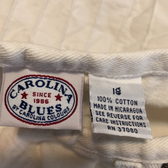 Women’s Capris - Picture 5 of 6